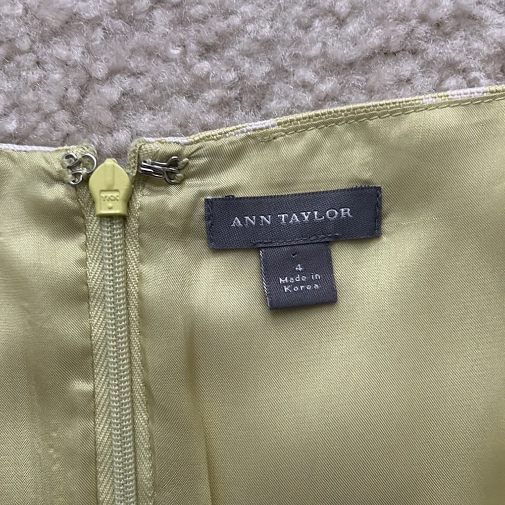Ann Taylor 100% Silk Dress - Size 4 - Picture 6 of 8